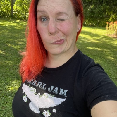 avatar for ellie@ellieayla.net