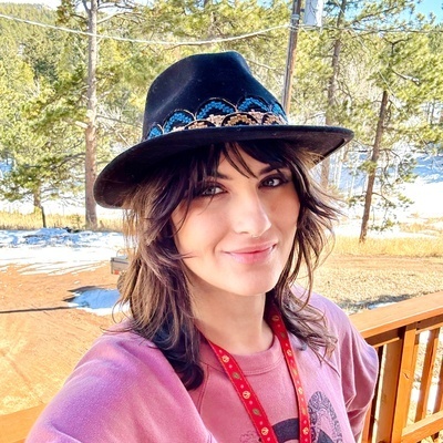 avatar for lily@homestead.social