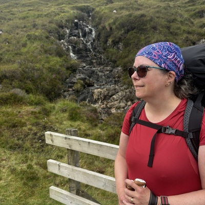 avatar for Chrissy@mountains.social