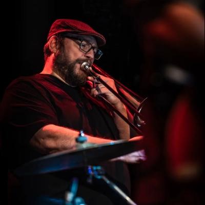 avatar for adamplaystrombone@skastodon.com