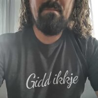 avatar for cmyrland@pixelfed.social