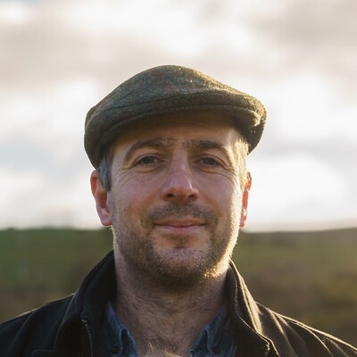 avatar for PeterFalkingham@sauropods.win