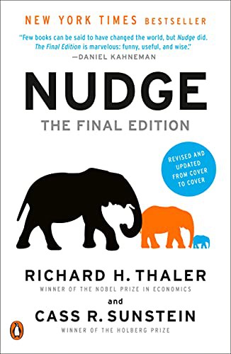 Cass Sunstein, Richard Thaler: Nudge (Paperback, 2021, Penguin Books)
