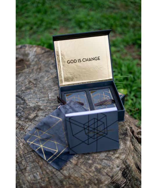 adrienne maree brown, Chelsea Cleveland: Lineages of Change Tarot (Paperback, 2024, AK Press Distribution)