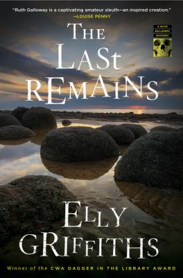 Elly Griffiths (duplicate): Last Remains (2023, HarperCollins Publishers, Harper Large Print)