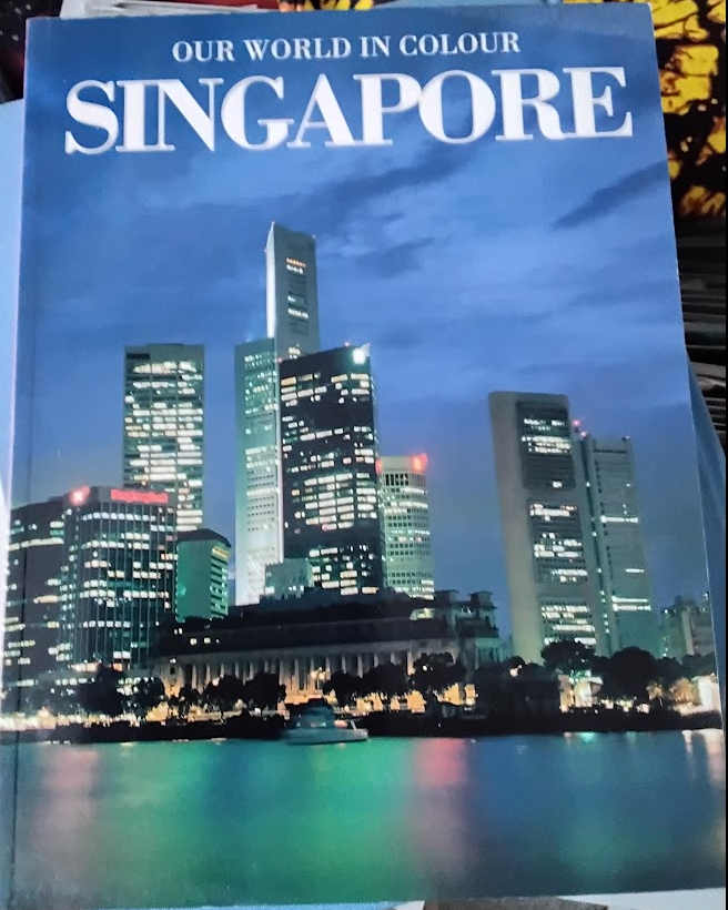 Isla Shar: Singapore (Our World in Colour) (Paperback, Odyssey Pubns)