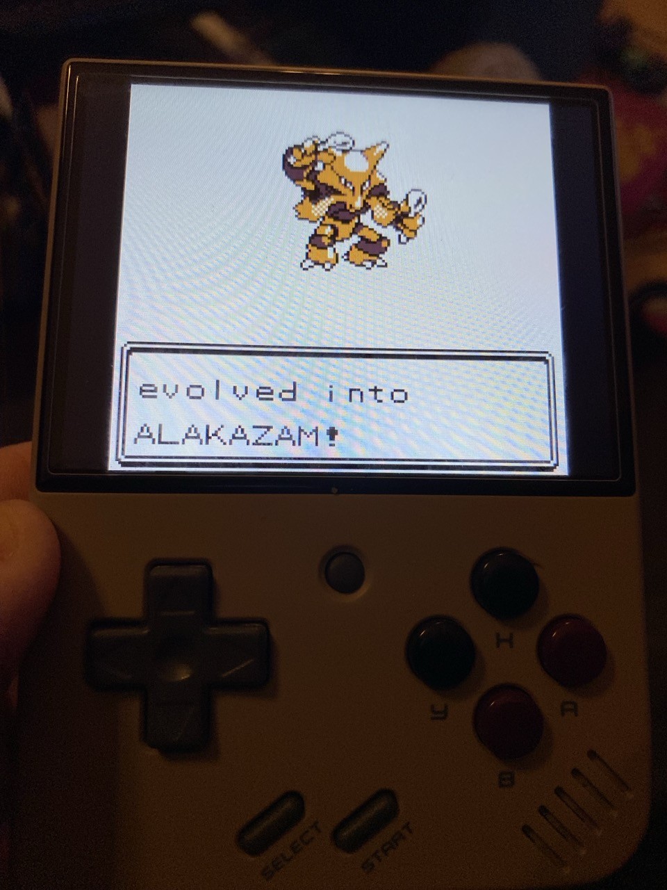 An image of Alakazam from
Pokémon Perfect Crystal on the Miyoo Mini Plus 